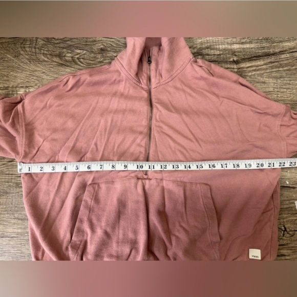 Vuori Brunt Clay | 3/4 Zip w/Kangaroo Long-Sleeve Pullover - Picture 5 of 6